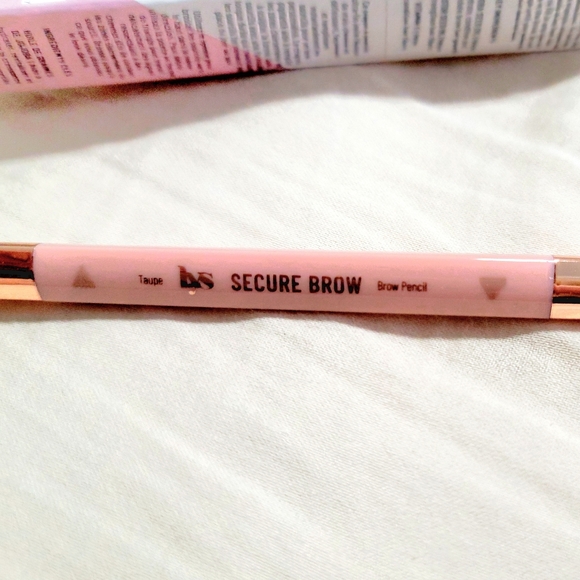 NEW! LYS BEAUTY Secure Brow Eyebrow Pencil in Taupe 0.08 g - Picture 4 of 11